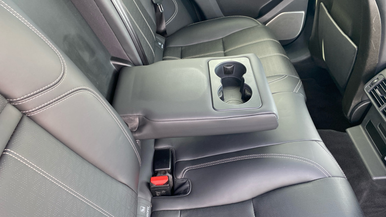 Land Rover Range Rover Velar 3.0 D300 R-Dynamic HSE 5dr Auto Diesel Estate